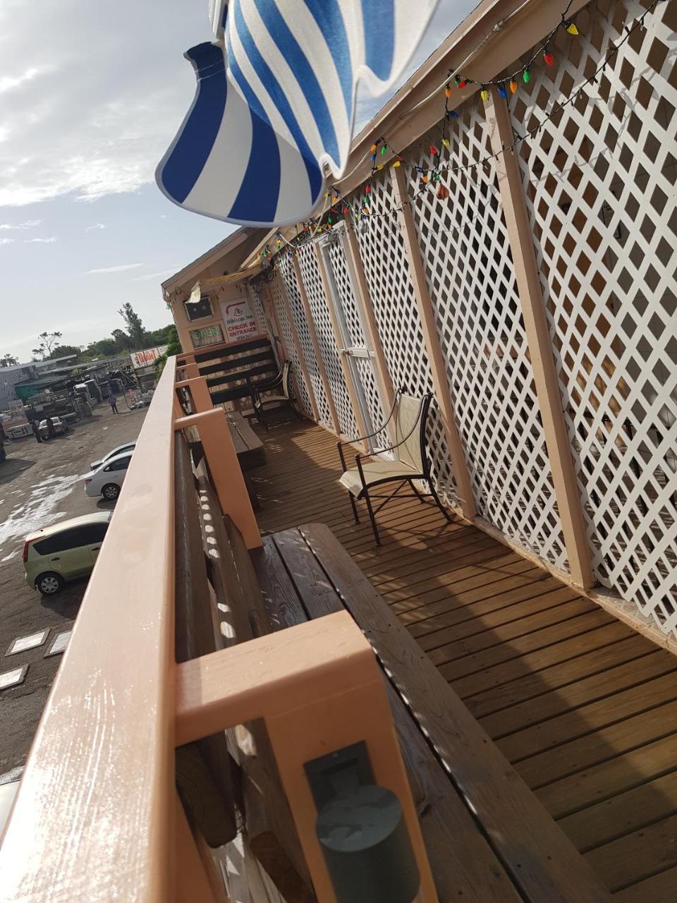 Hibiscus Inn Hotel Nassau Buitenkant foto
